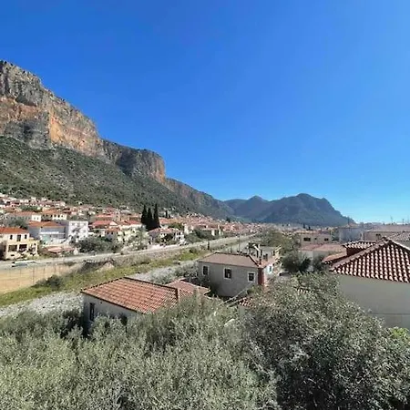 Happy Apartment Leonidio
