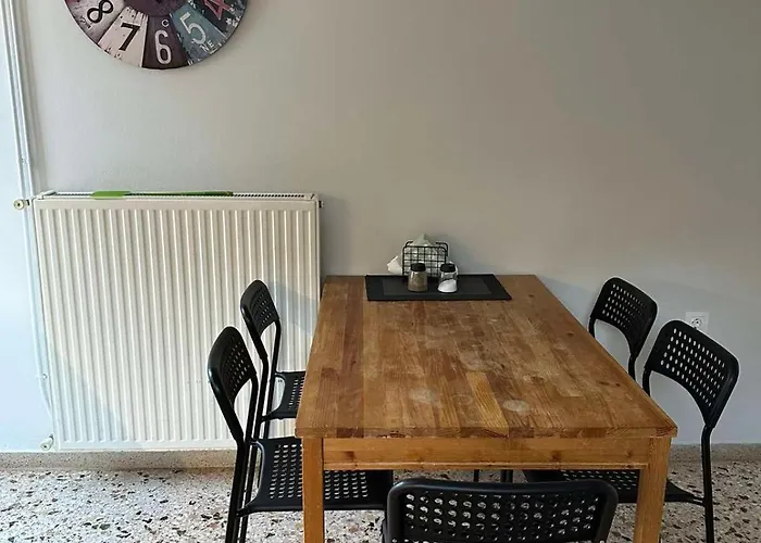 Happy アパート Leonídion