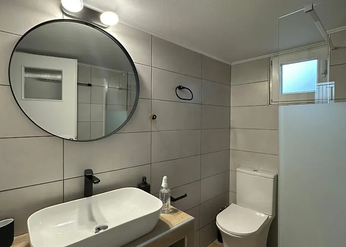 Happy アパート Leonídion